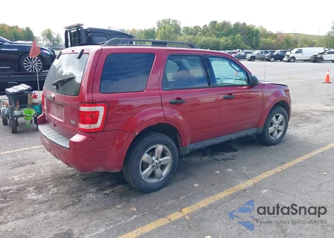 2010 Ford Escape Xlt z USA, uszkodzony, nr VIN 1FMCU9DG2AKA71649
